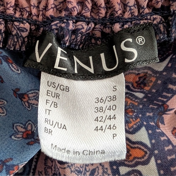 Venus Boho Smocked Top SMALL Hippie Indie Festival Floral Ruffle On/Off Shoulder - Picture 8 of 8